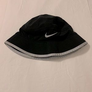 Nike Bucket Hat, Small-women’s